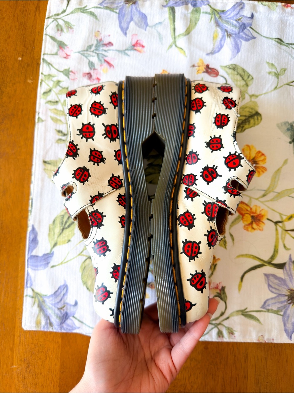 Dr. Martens 8065 Ladybug Print Mary Jane England UK 5 GUC - Picture 3 of 11
